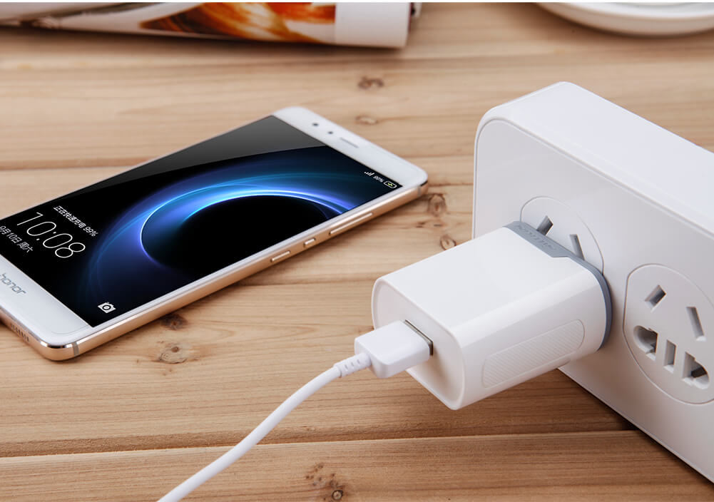 Зарядное устройство NILLKIN Fast Charge Adapter Quick Charge 3.0 (вилка Китай)