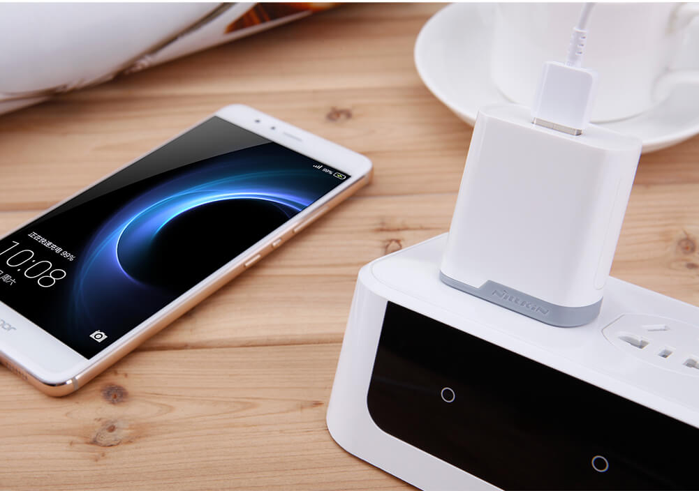 Зарядное устройство NILLKIN Fast Charge Adapter Quick Charge 3.0 (вилка Китай)