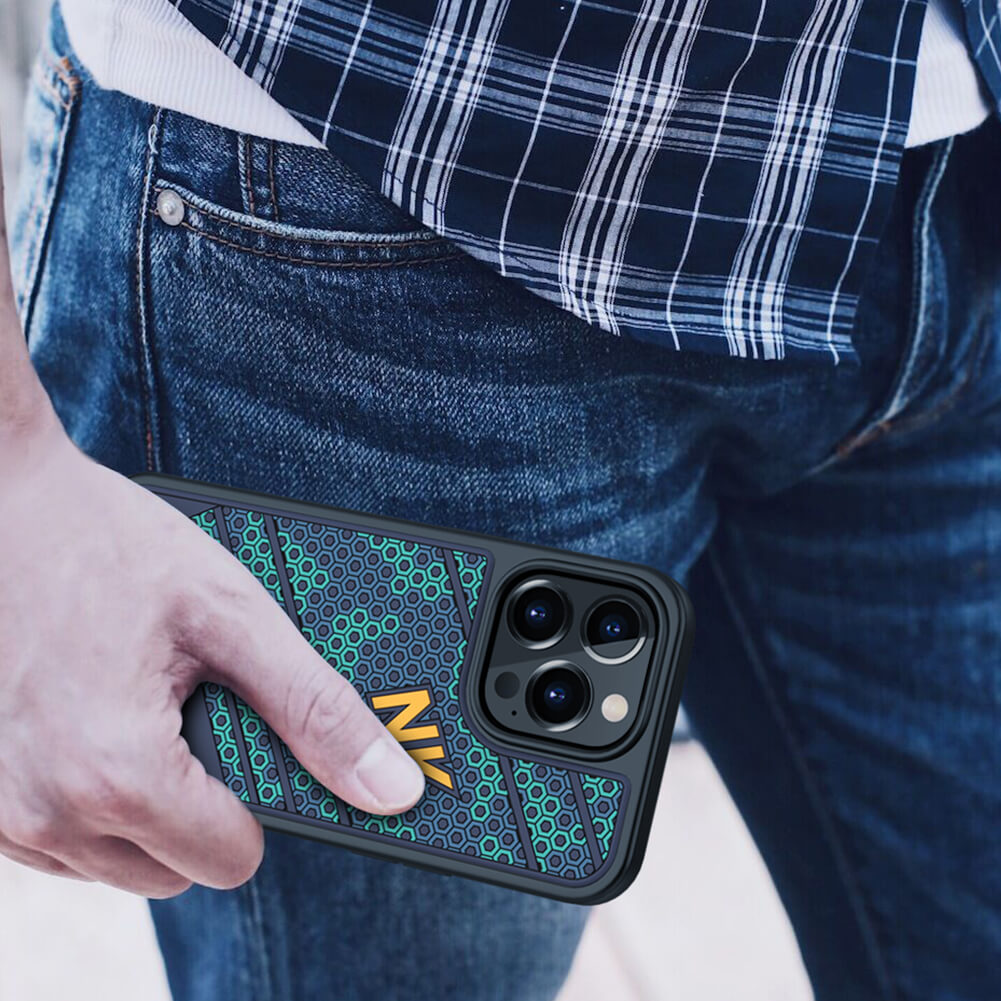 Чехол-крышка NILLKIN для Apple iPhone 13 Pro (серия Striker case)