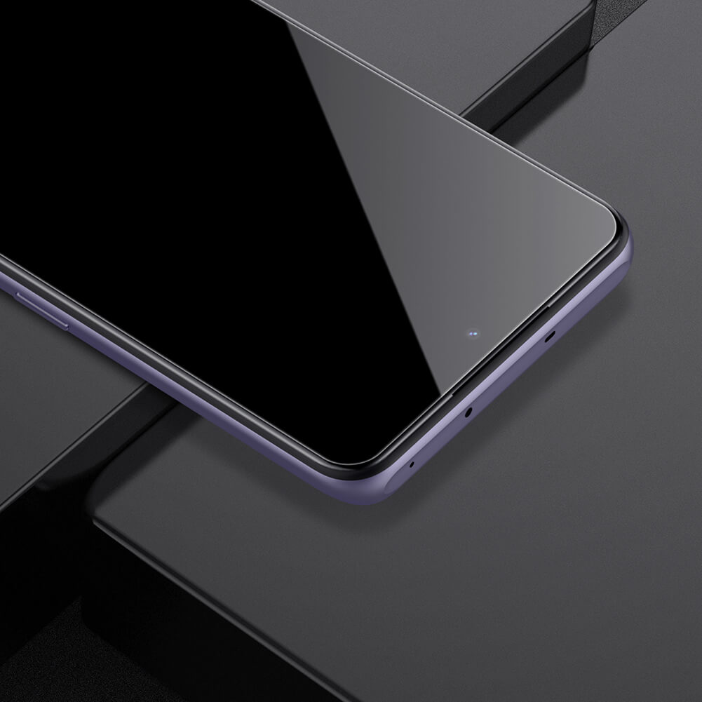 Защитное стекло с кантом NILLKIN для Realme GT Neo 5 (серия CP+ Pro)