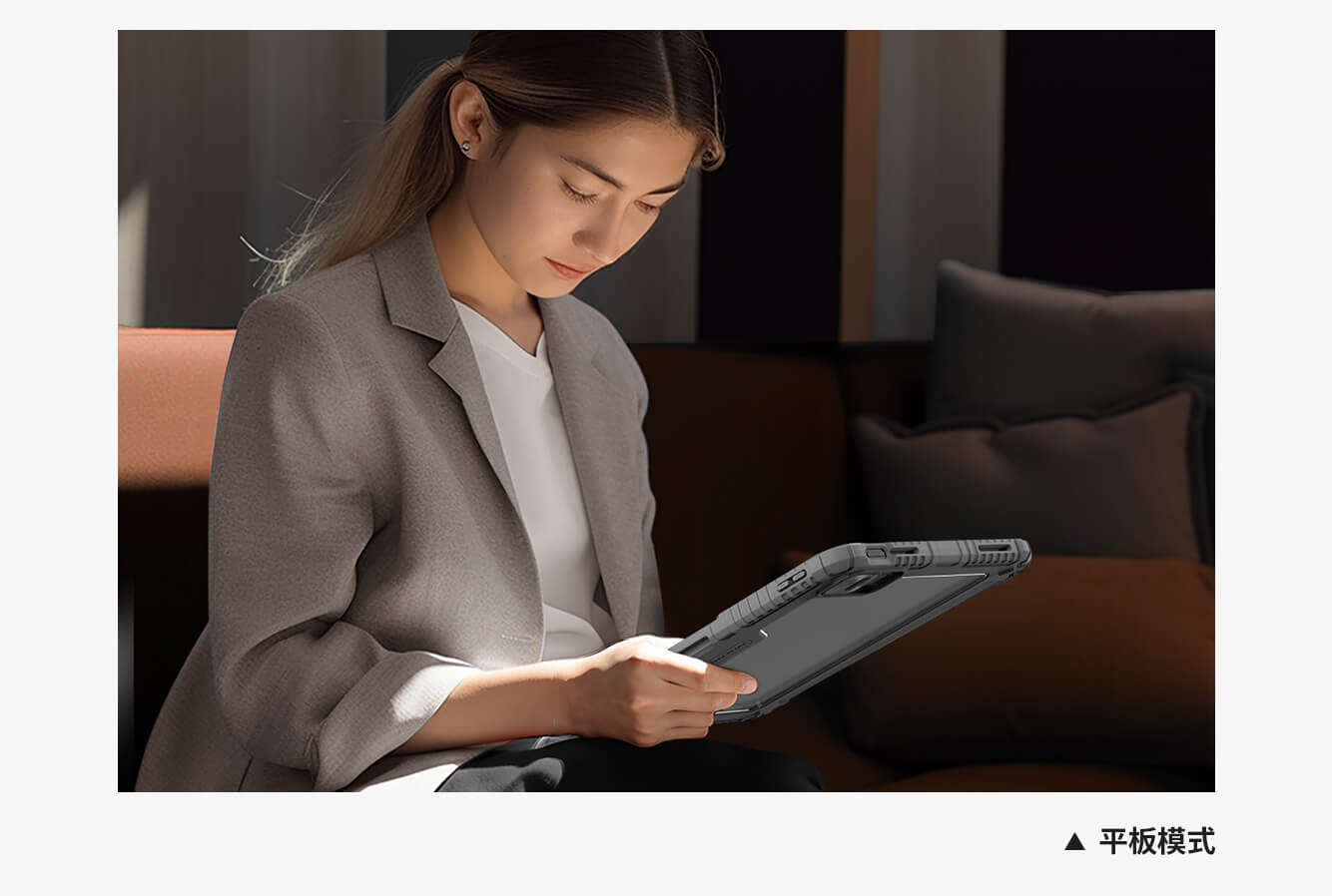 Чехол-книжка с клавиатурой NILLKIN для Apple iPad 10, 10.9 (2022) (серия Bumper Link Backlit Keyboard Case)